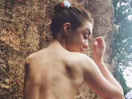 brian perlman like maisie williams ass photo amanda duprey recommends maisie williams ass pic