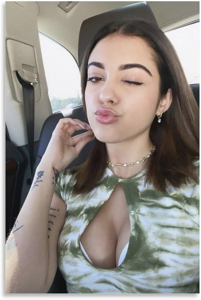 Lauren phillips strapon franco spank Malu Trevejo Sexy tx ts