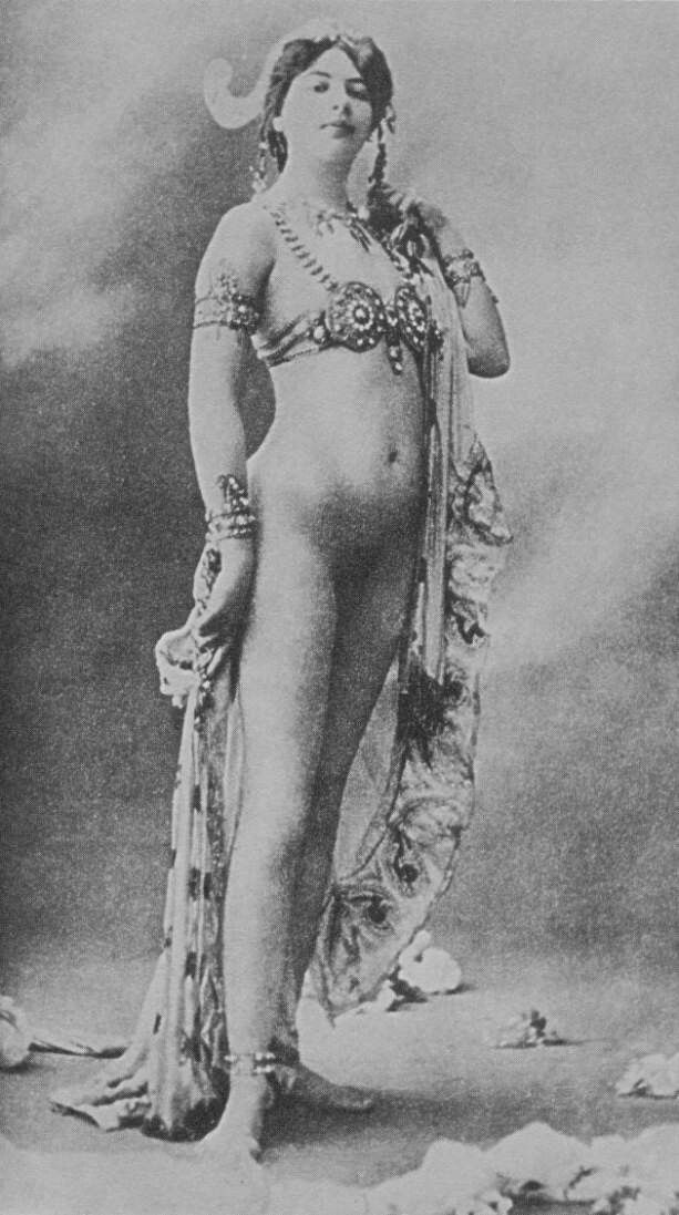 aj bluitt like mata hari nude photo dhara vaishnav recommends mata hari nude pic