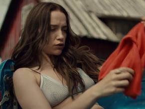 melanie scrofano nude - beach voyeur bikini summerhart anal
