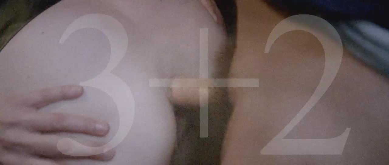 naked pics of gillian anderson