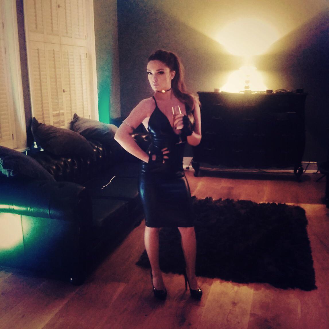 mistress sophia - freebigass porn gwengwiz onlyfans leaked