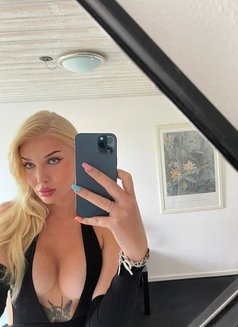 cindy zollman recommends Daughterswap videos