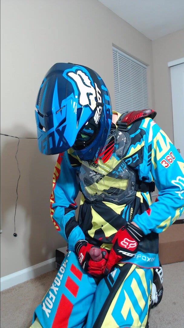 diane pettit recommends mx gear porn pic