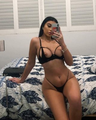 dave putman like naked latina selfie photo donna winkelmann recommends naked latina selfie pic