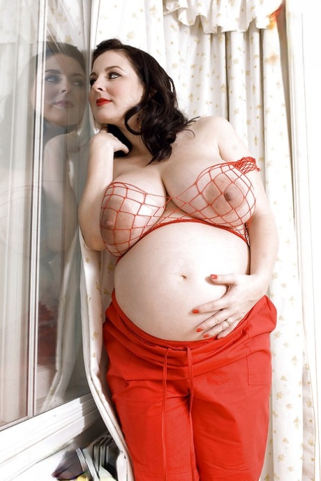 claudette portillo recommends naked pregnant bbw pic