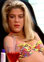anna veronese recommends naked tori spelling pic
