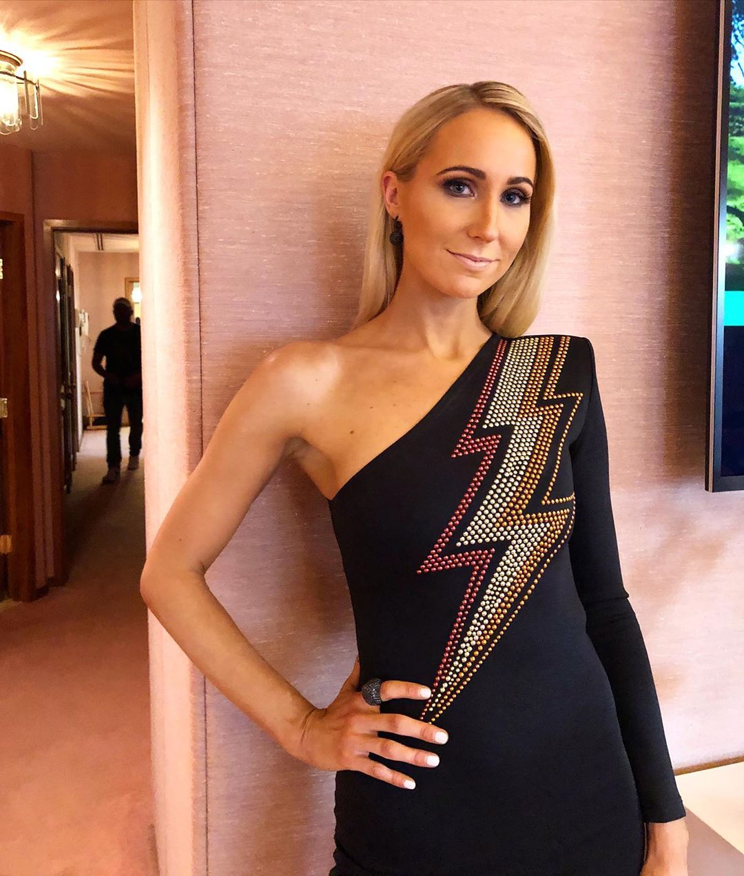 nikki glaser titties - desiree eden porn chubby women with big tits