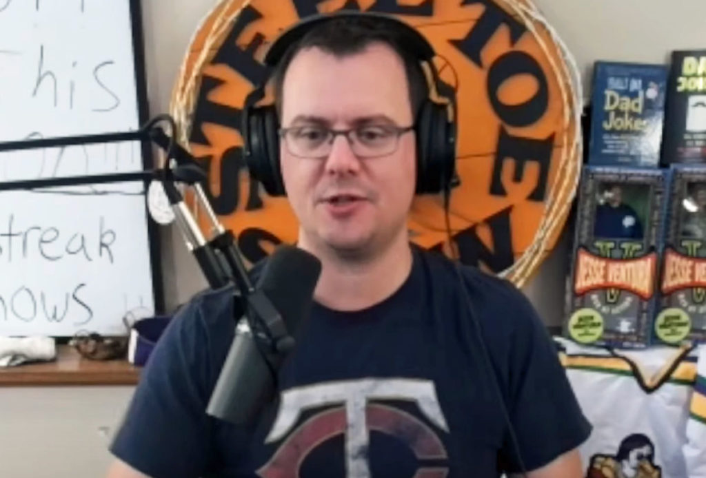 amiel bundoc recommends nsfw livestream pic