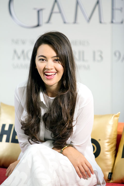 nude jessica henwick - bbw amateurporn bending over g string