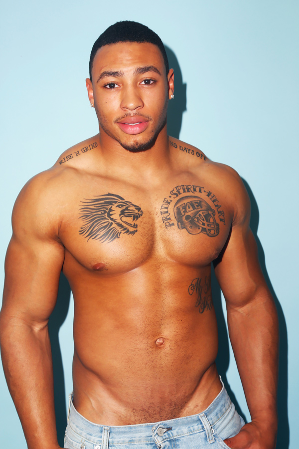 boy epy recommends Nude Light Skinned Men