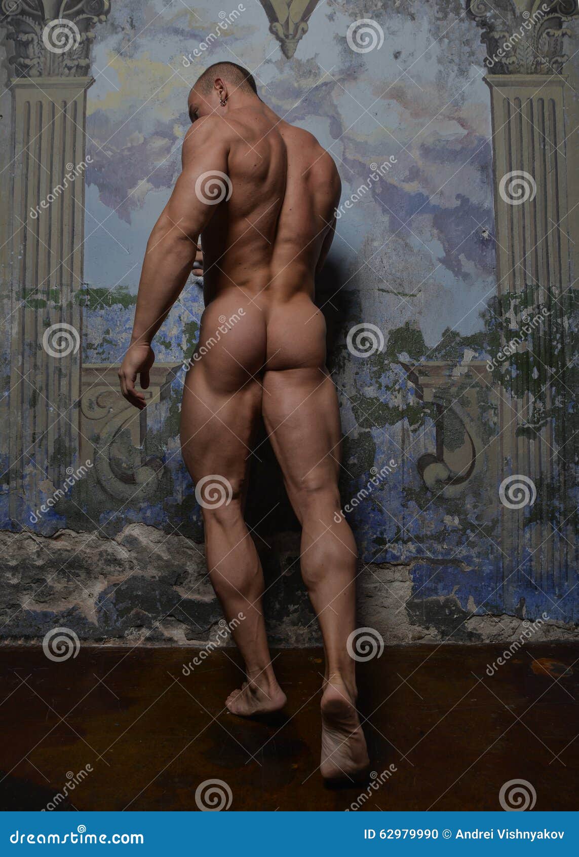 alex baronian recommends Nude Muscular Male Models