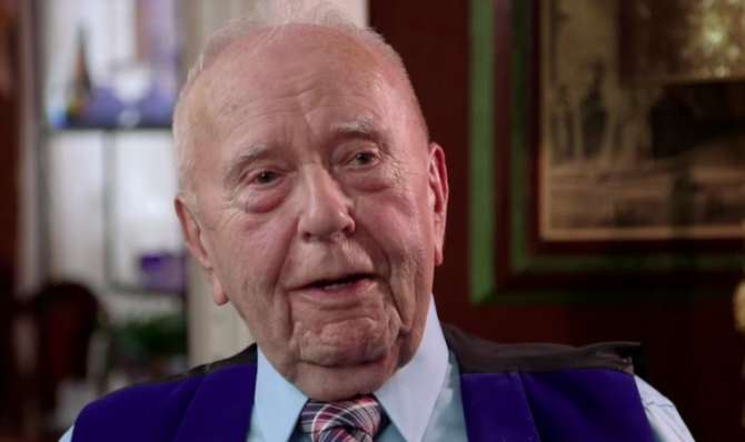 benny strauss recommends Old Men Gay Sex