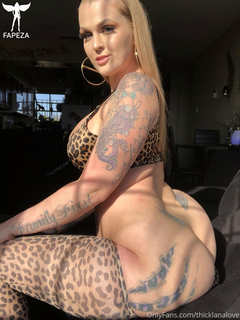 Best of bonnie rabideau's gallery free hd double penetration porn allison busse add photo onlyfans thicklanalove