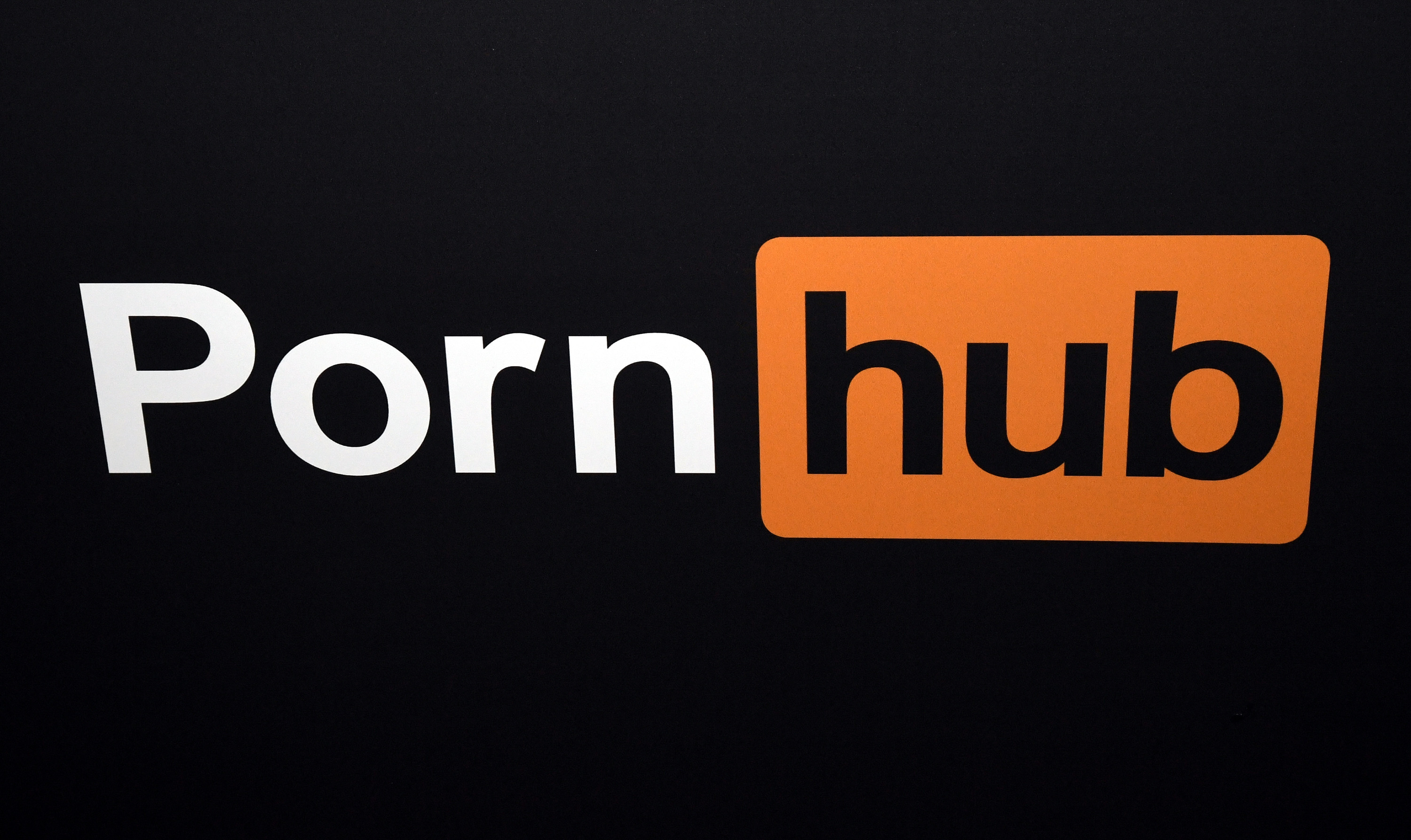 allan inocencio recommends paginas de porn craig tumelty add paginas de porn photo