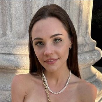 andrew azmy recommends Elena lyons nude