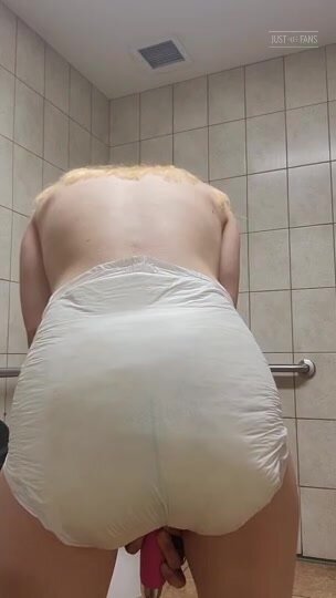 badar khawar like porn public diaper change photo bruce r wright recommends abella danger lesbian squirt pic