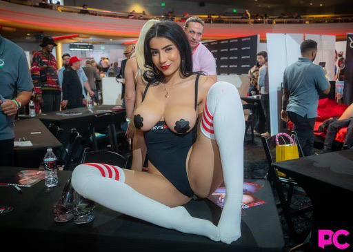 Roxxie Sinner meat pics anne doiron recommends Roxxie Sinner