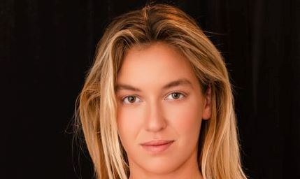 royce swells big changes - sarah gadon naked lindo culazo