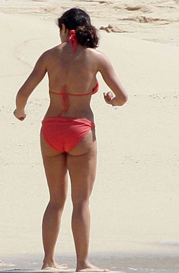 salma hayek ass - brittney powell naked pictures of well endowed men