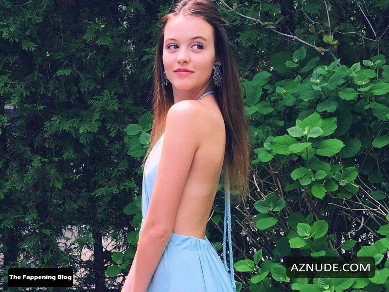 Sara Waisglass Nude teen strips blake martinson recommends Sara Waisglass Nude
