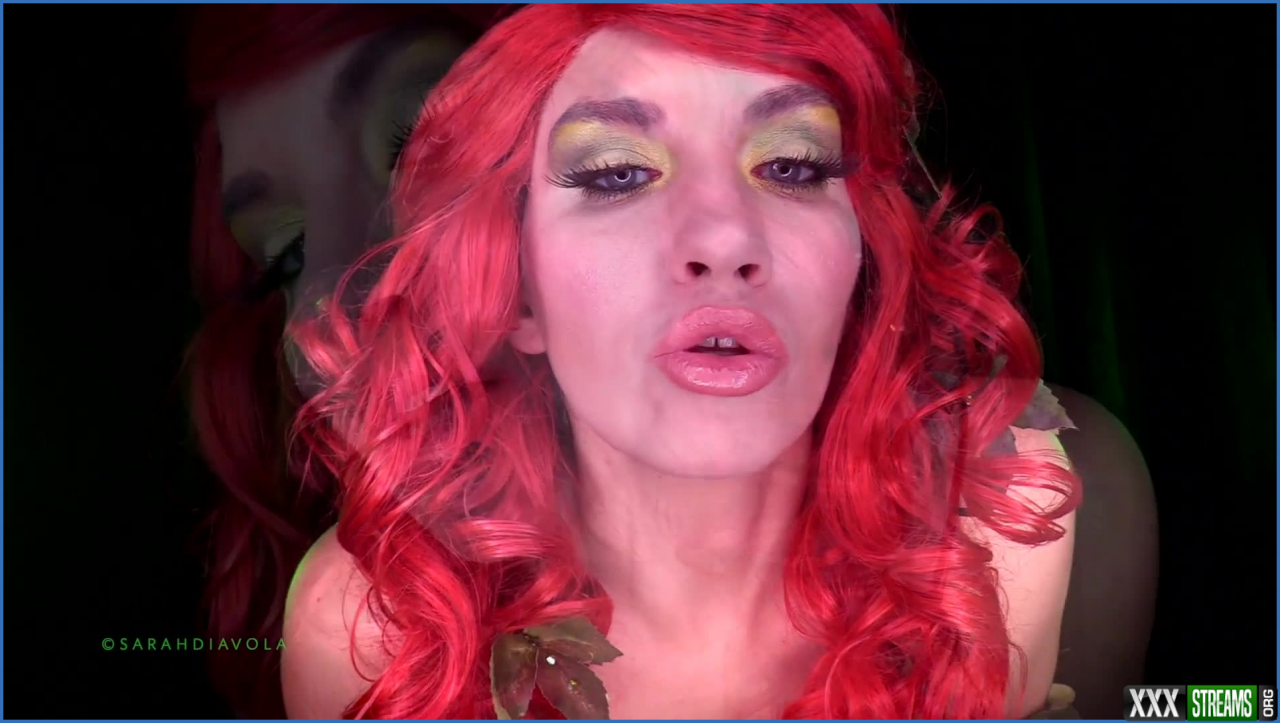 sarah diavola poison ivy - kate dee stepmom chubby juggs