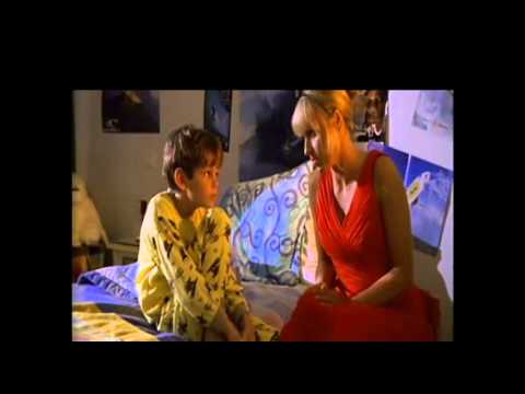 se coge a su hermana - gina blond hot downblouse