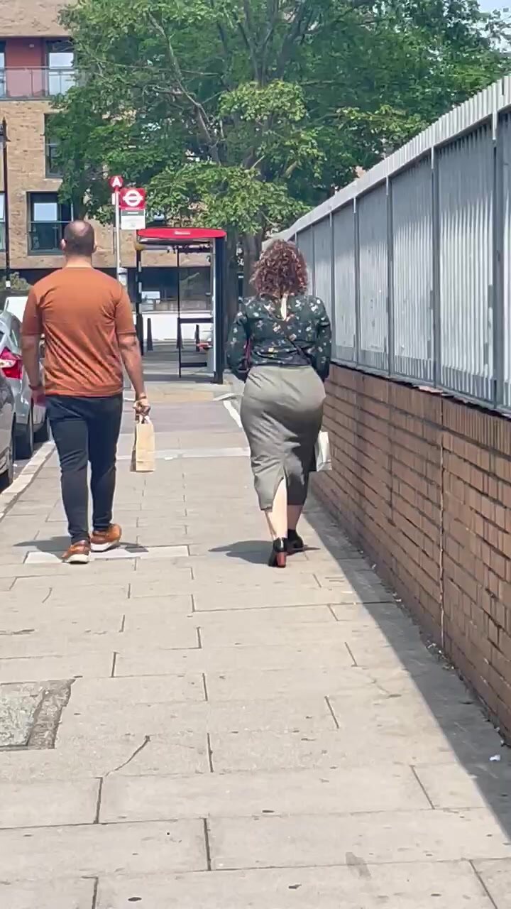 brittany prillaman recommends Sexy Milf In Public