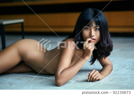 aaron fauni recommends sexy naked asian women pic