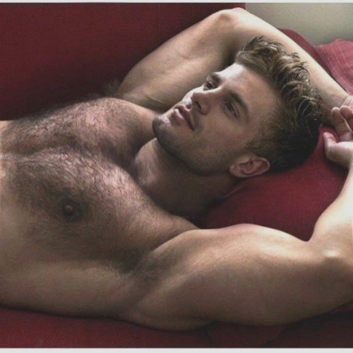 bilal saif share sexy naked hairy guys photos