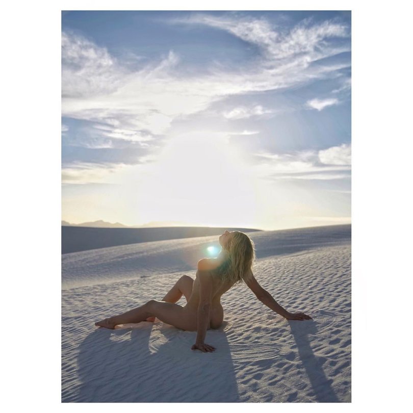 deepak guleria recommends shantel vansanten naked pic