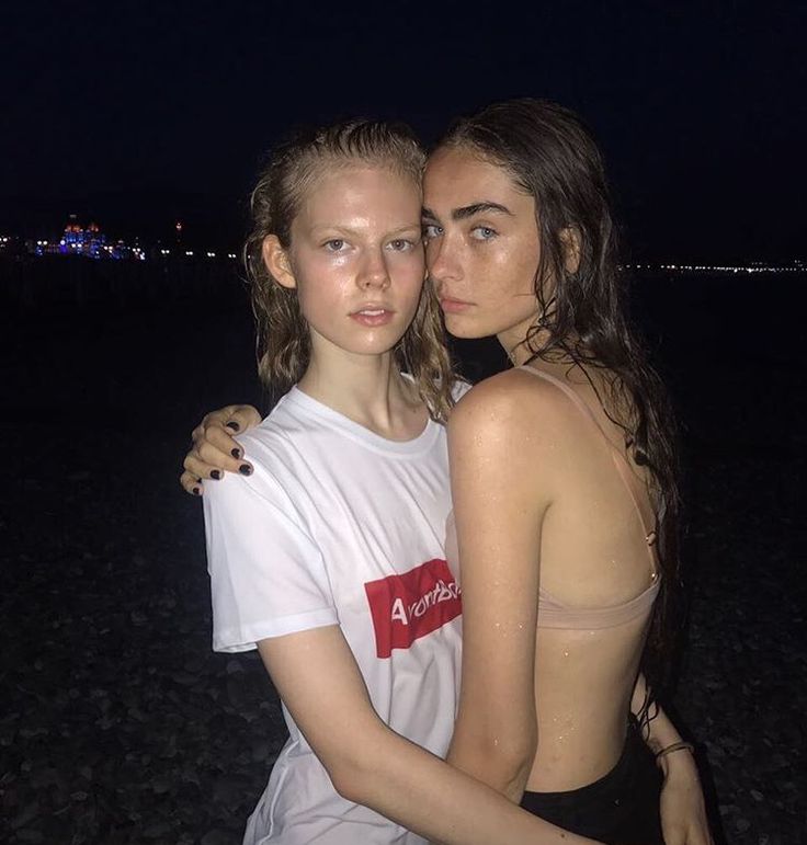 skinny lesbians tribbing - julissa delor lila lovely full