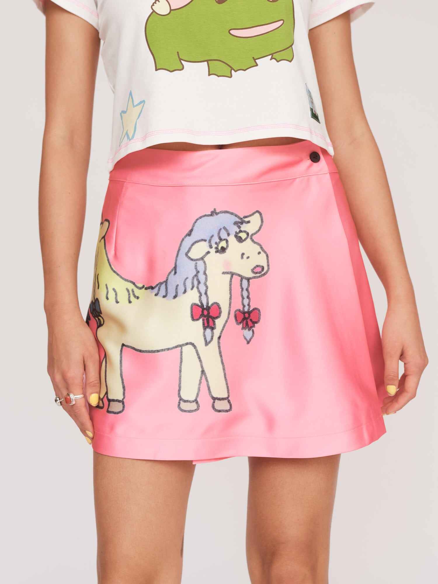 skirt up shots girls love skirt up shots