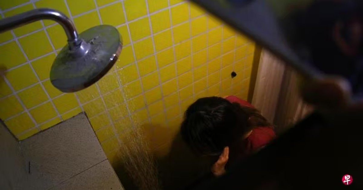 Best of Spy teens shower