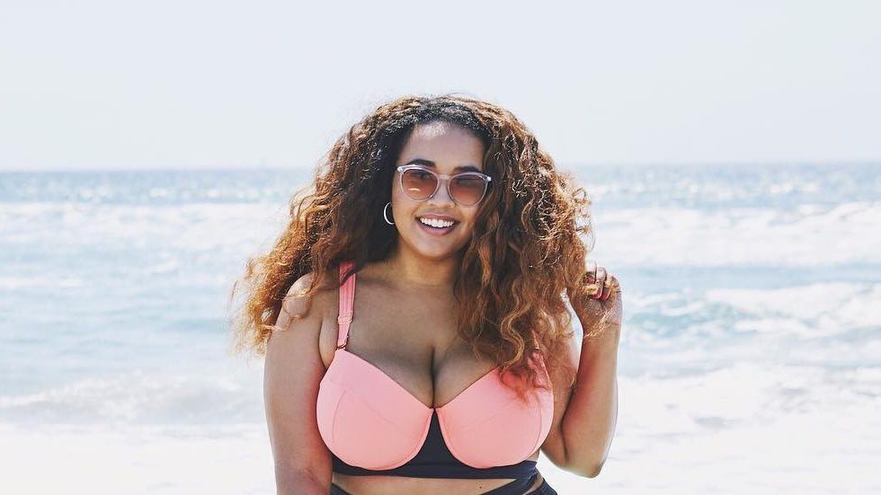 armando roca recommends teens showing big boobs ameena iqbal add teens showing big boobs photo