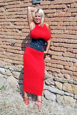 Best of dan tehan's gallery love actually porn clay savell add photo tiny woman with big tits