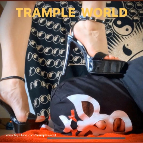 darlene fritz recommends Trample On Face