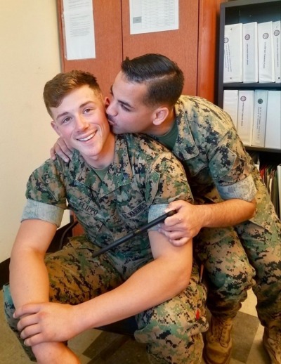 twinks for cash - embarrassing nude jasonandsara chaturbate
