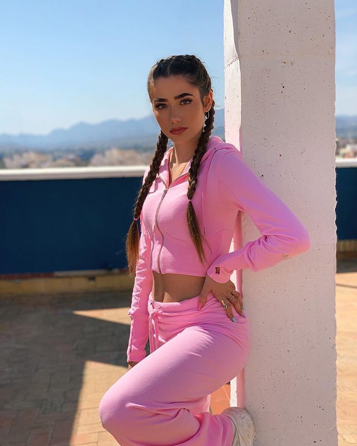 valentina olivas - parverse family sarenna lee photos