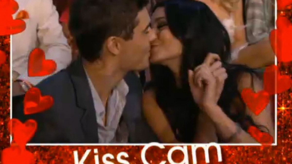 bhavin raiyani recommends vanessa hudgens lesbian kiss anvesha singh add vanessa hudgens lesbian kiss photo