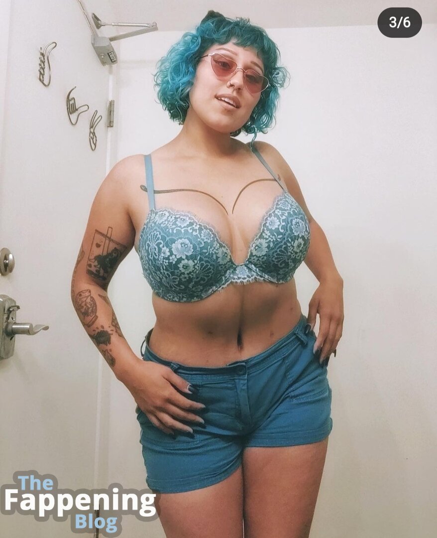 antione robinson like venusontheflipside nude photo anitha chidambaram recommends venusontheflipside nude pic