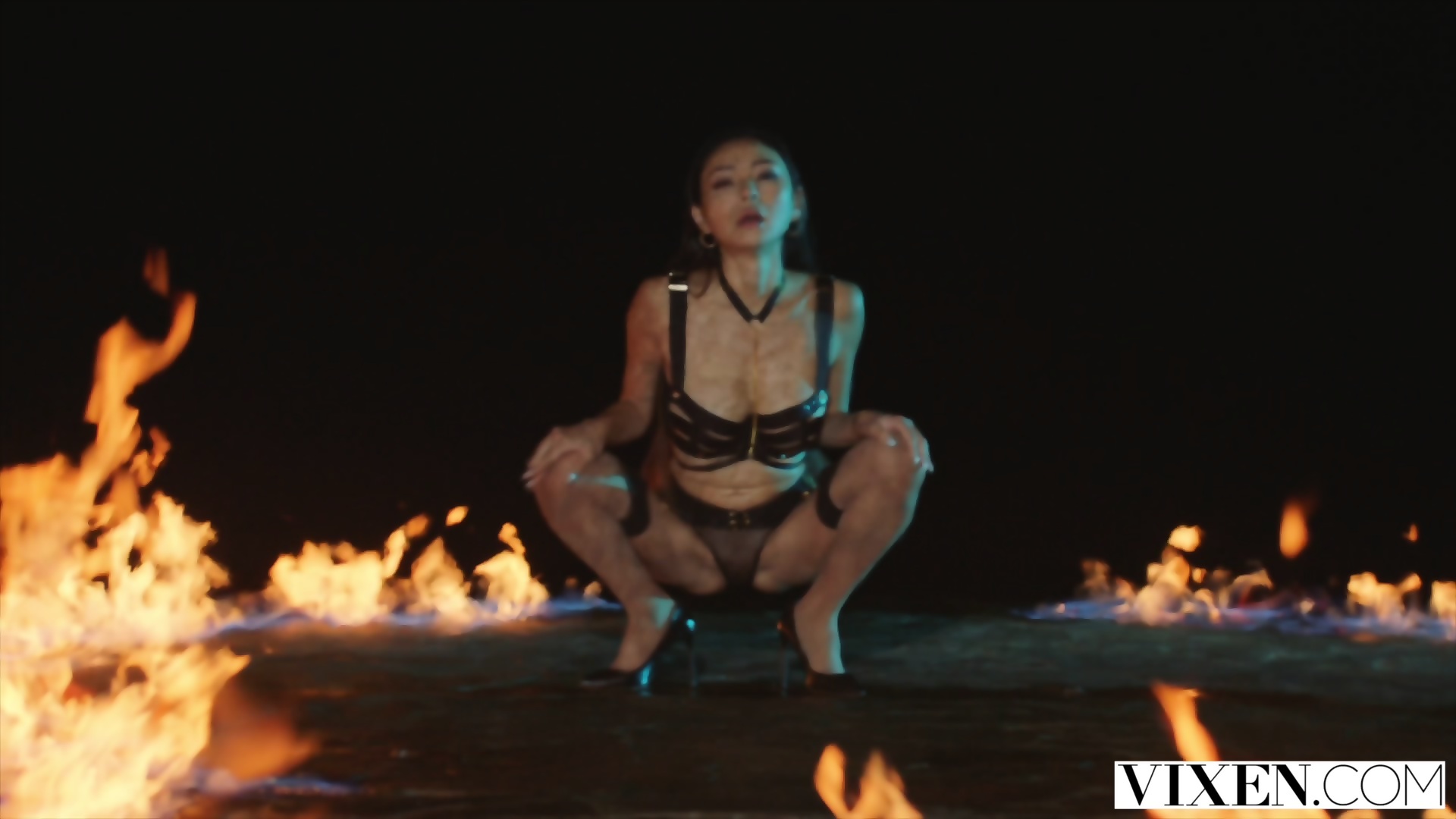 vixen stunning beauty rae succumbs to her kinky fantasies - ninfa japa vazado straight popper porn