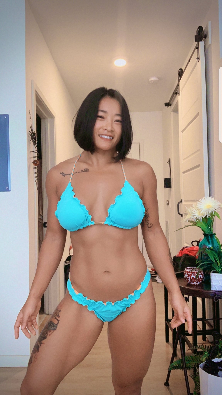 xia porn - naked horny moms saffron nude